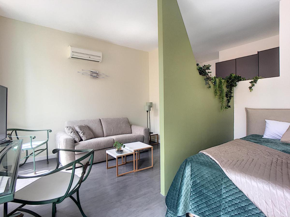 Palais Gioffredo Place Massena 니스 외부 사진